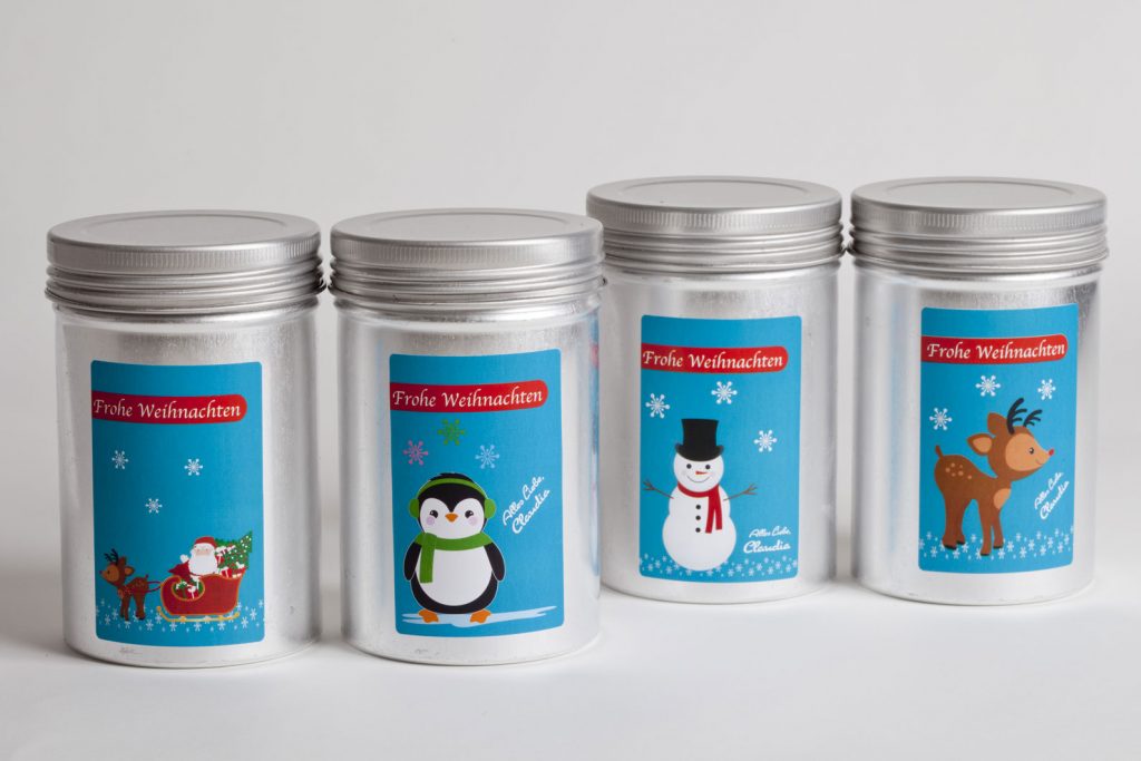 personalisierte Weihnachtsaufkleber mit Rudolf, Frosty, Santa und Pinguin von watsonlabel