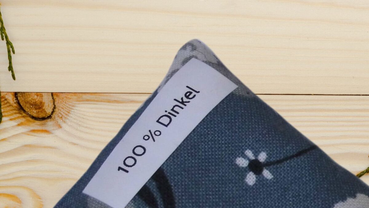 Textiletiketten-zum-Naehen-und-Buegeln.jpg